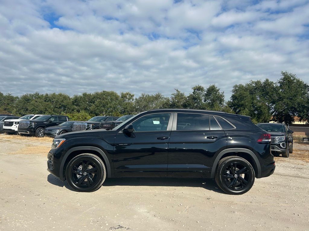 2026 Volkswagen Atlas Cross Sport 2.0T SEL R-Line Black Tampa FL