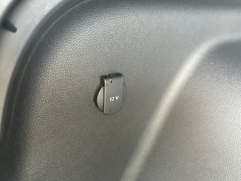 2026 Volkswagen Atlas Cross Sport 2.0T SEL R-Line Black Tampa FL