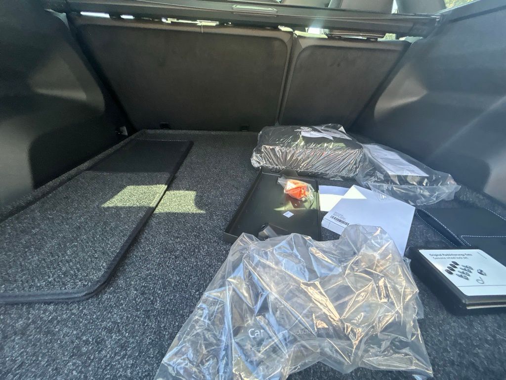 2026 Volkswagen Atlas Cross Sport 2.0T SEL R-Line Black Tampa FL