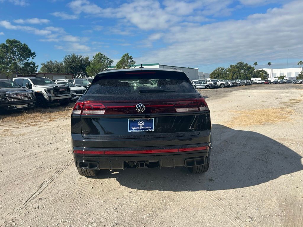 2026 Volkswagen Atlas Cross Sport 2.0T SEL R-Line Black Tampa FL