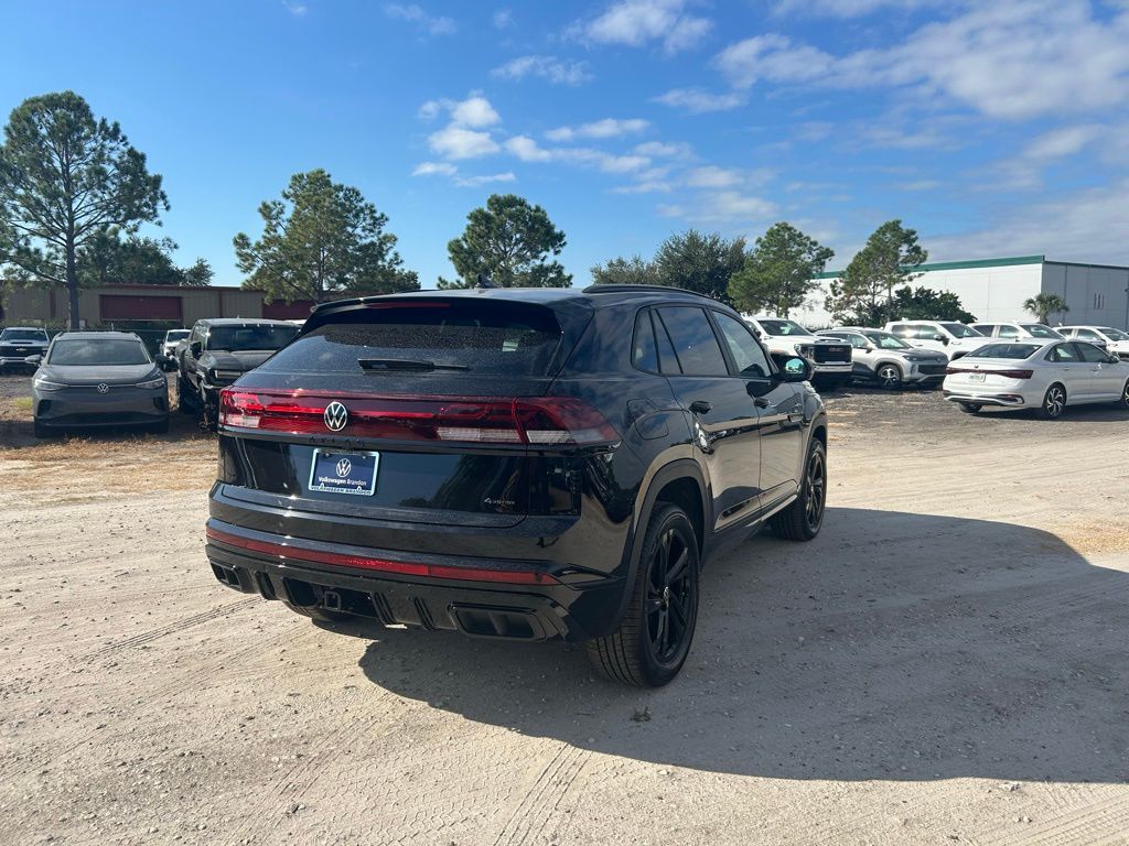 2026 Volkswagen Atlas Cross Sport 2.0T SEL R-Line Black Tampa FL