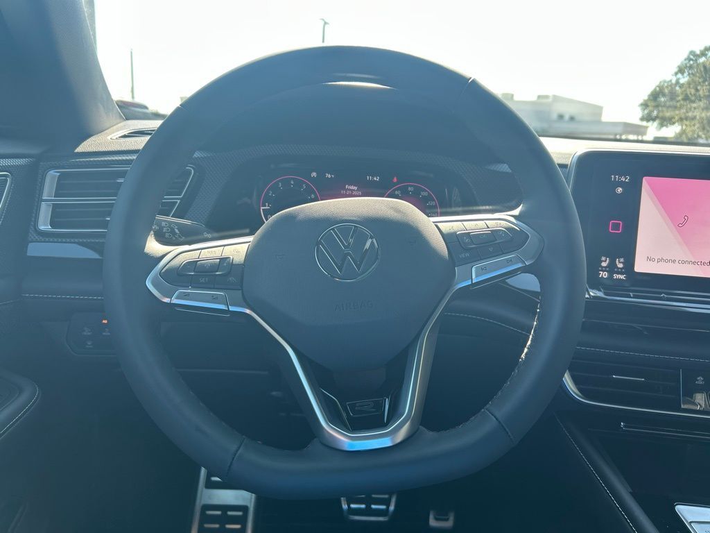 2026 Volkswagen Atlas Cross Sport 2.0T SEL R-Line Black Tampa FL