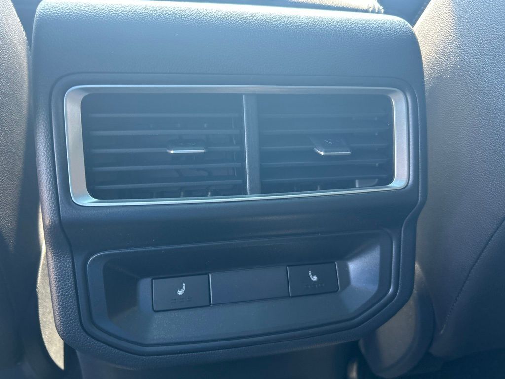 2026 Volkswagen Atlas Cross Sport 2.0T SEL R-Line Black Tampa FL