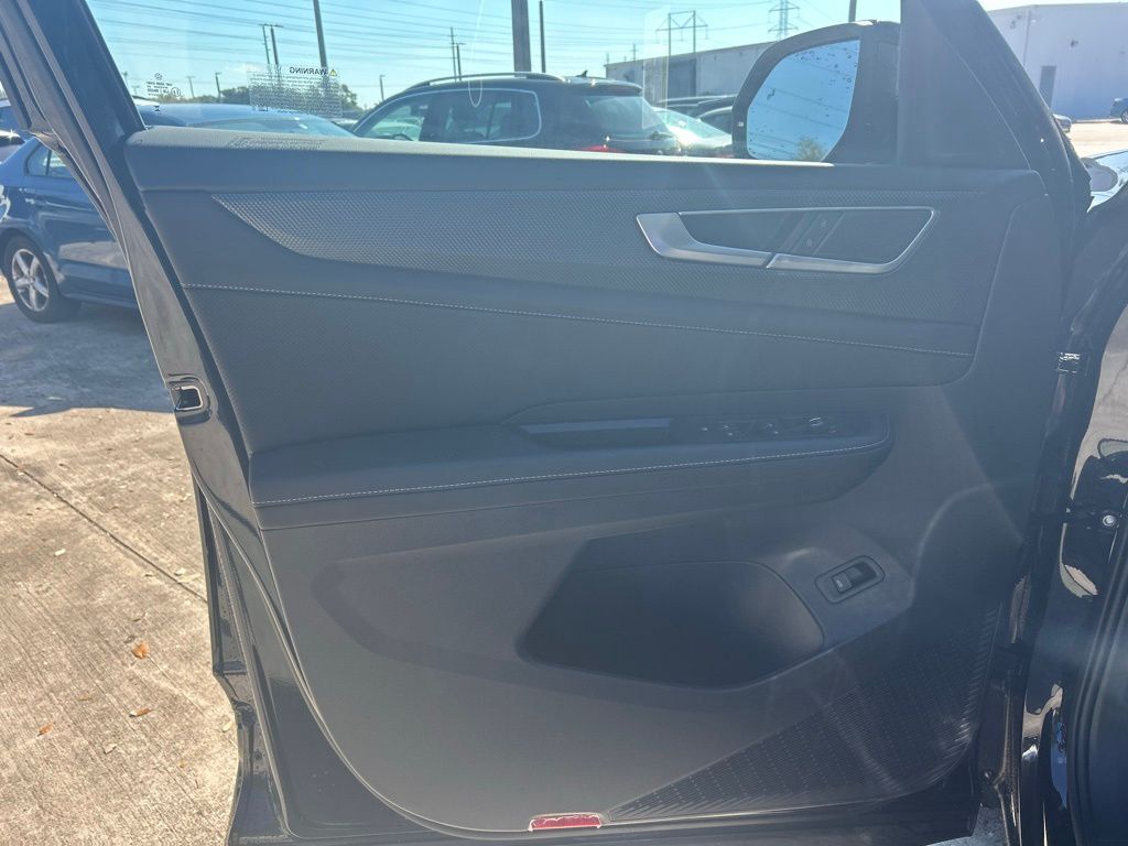 2026 Volkswagen Atlas Cross Sport 2.0T SEL R-Line Black Tampa FL