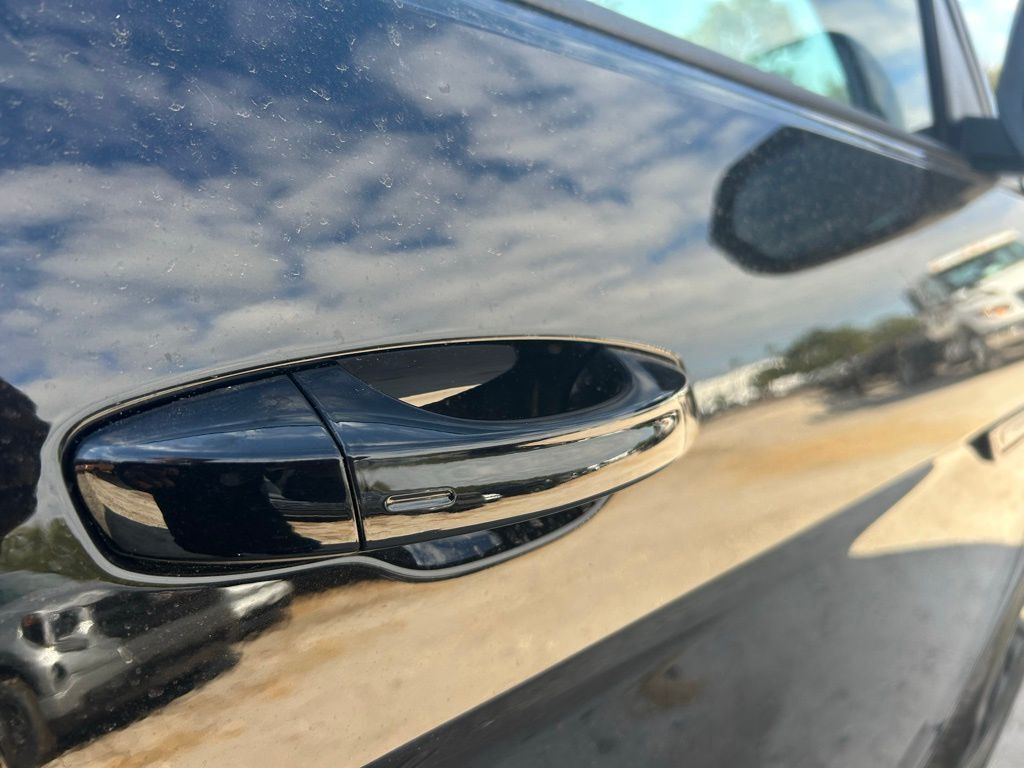 2026 Volkswagen Atlas Cross Sport 2.0T SEL R-Line Black Tampa FL