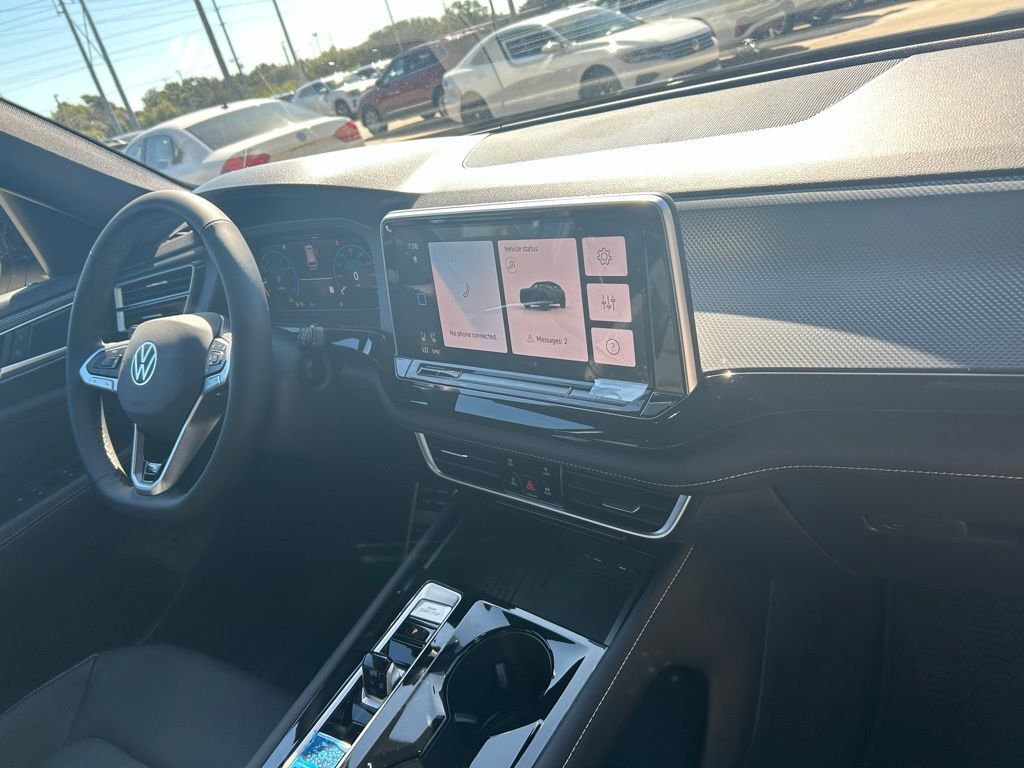 2026 Volkswagen Atlas Cross Sport 2.0T SEL R-Line Black Tampa FL