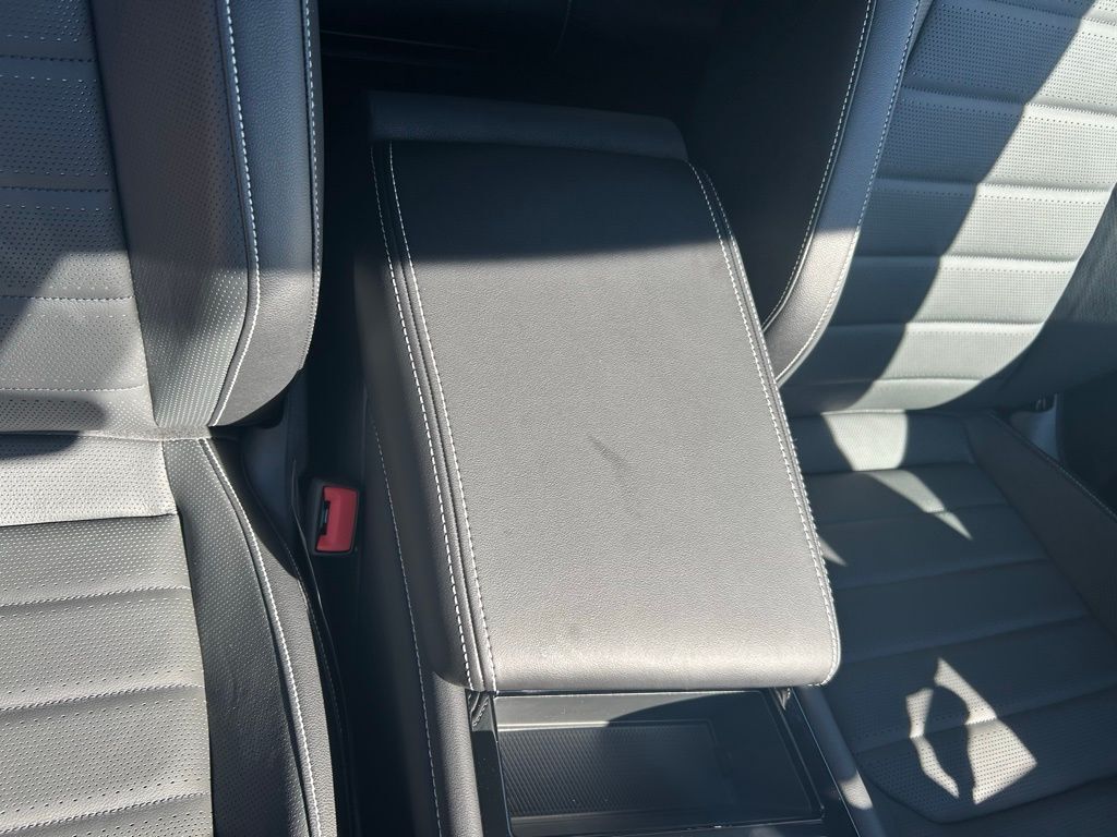 2026 Volkswagen Atlas Cross Sport 2.0T SEL R-Line Black Tampa FL