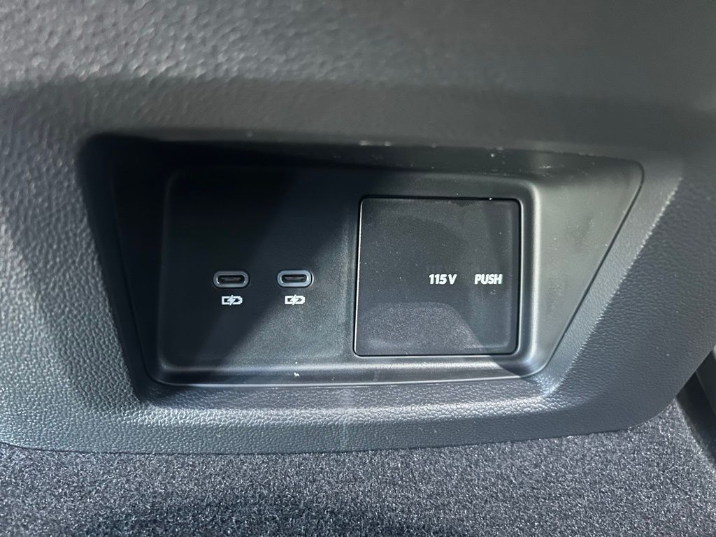 2026 Volkswagen Atlas Cross Sport 2.0T SEL R-Line Black Tampa FL