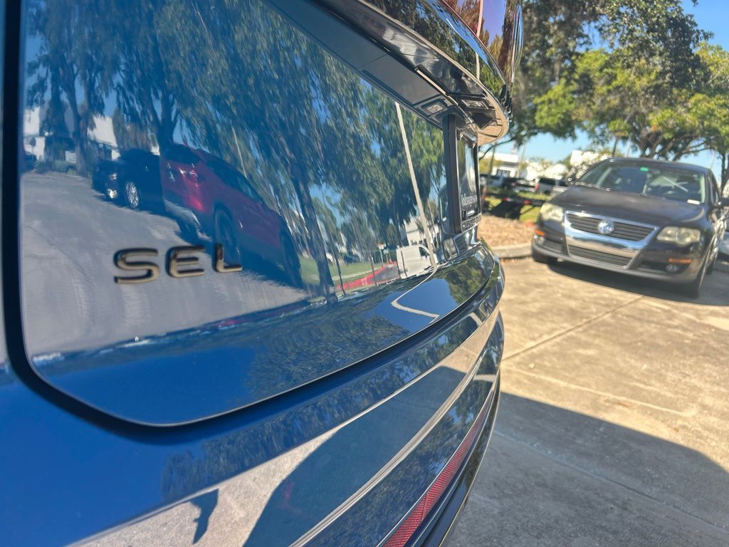 2026 Volkswagen Atlas Cross Sport 2.0T SEL R-Line Black Tampa FL