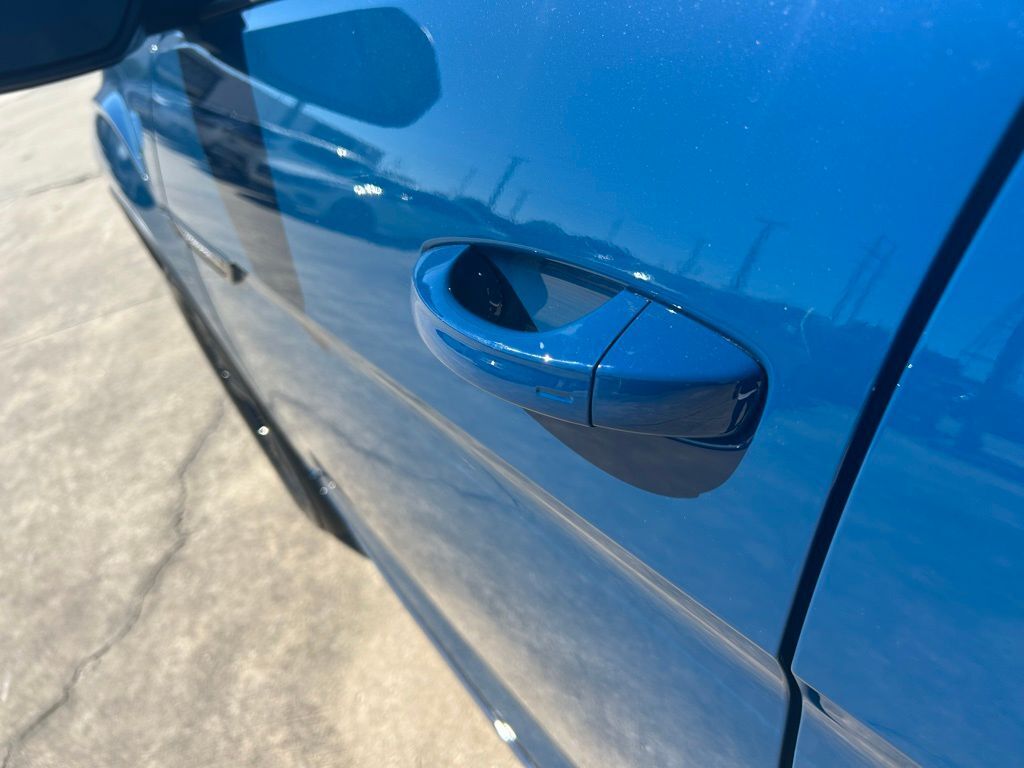 2026 Volkswagen Atlas Cross Sport 2.0T SEL R-Line Black Tampa FL