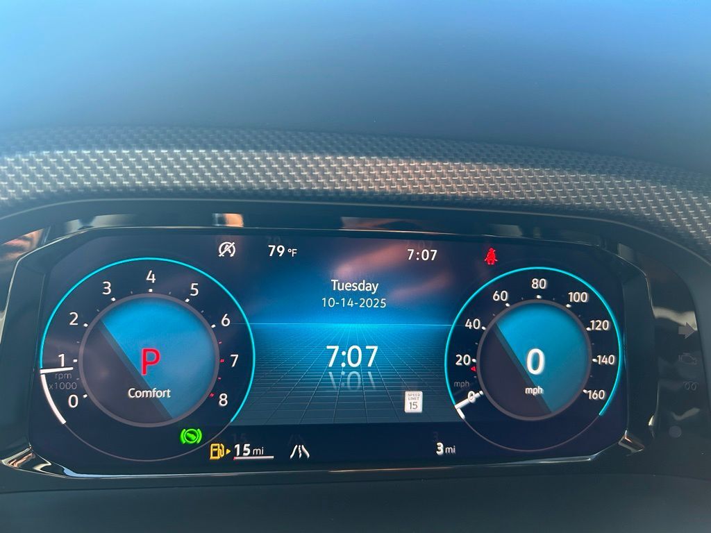 2026 Volkswagen Atlas Cross Sport 2.0T SEL R-Line Black Tampa FL