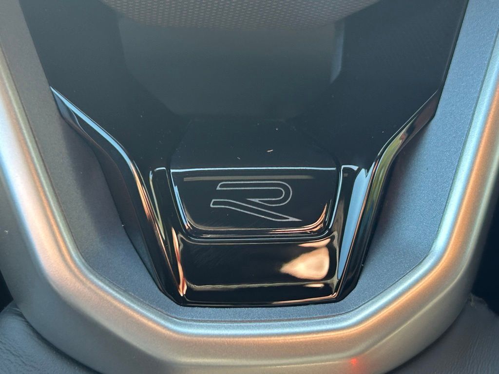 2026 Volkswagen Atlas Cross Sport 2.0T SEL R-Line Black Tampa FL