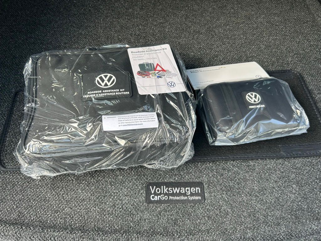 2026 Volkswagen Atlas Cross Sport 2.0T SEL R-Line Tampa FL