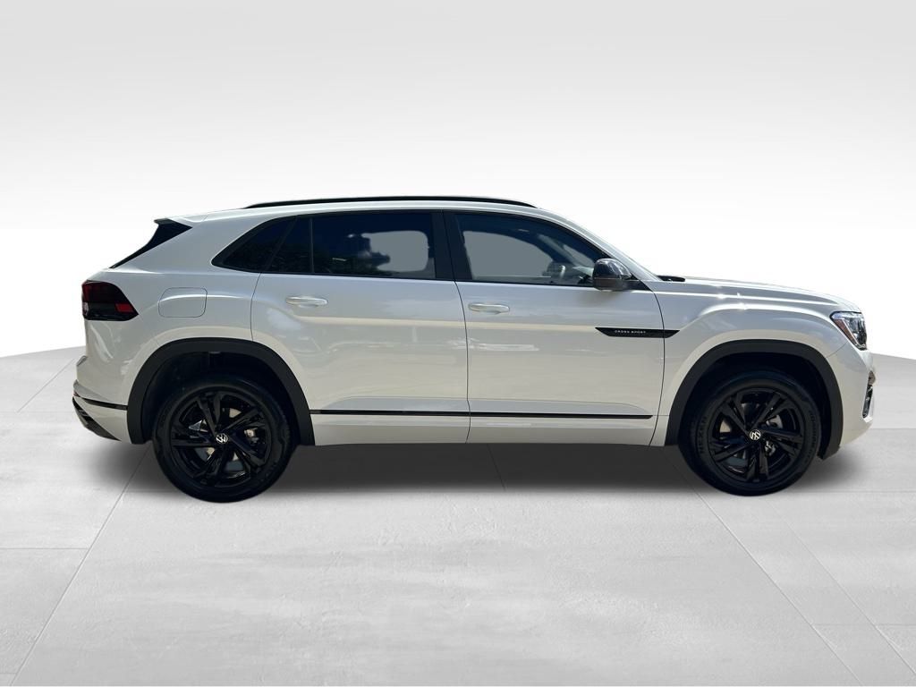 2026 Volkswagen Atlas Cross Sport 2.0T SEL R-Line Tampa FL