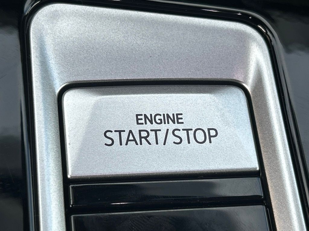 2026 Volkswagen Atlas Cross Sport 2.0T SEL Tampa FL