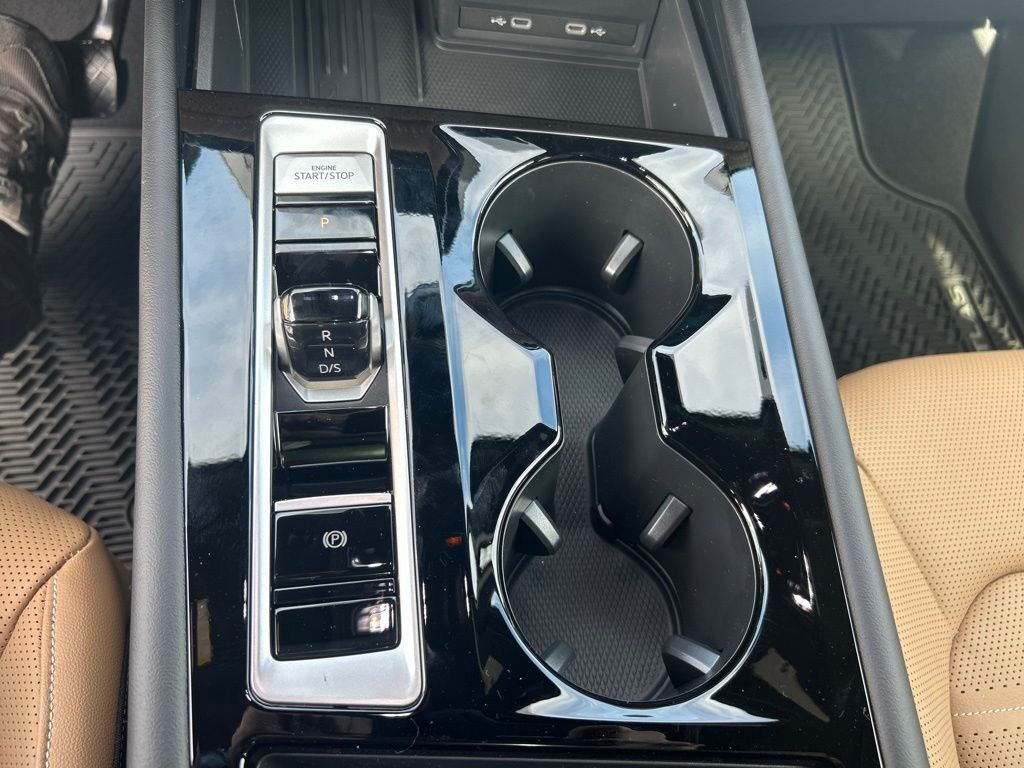 2026 Volkswagen Atlas Cross Sport 2.0T SEL Tampa FL