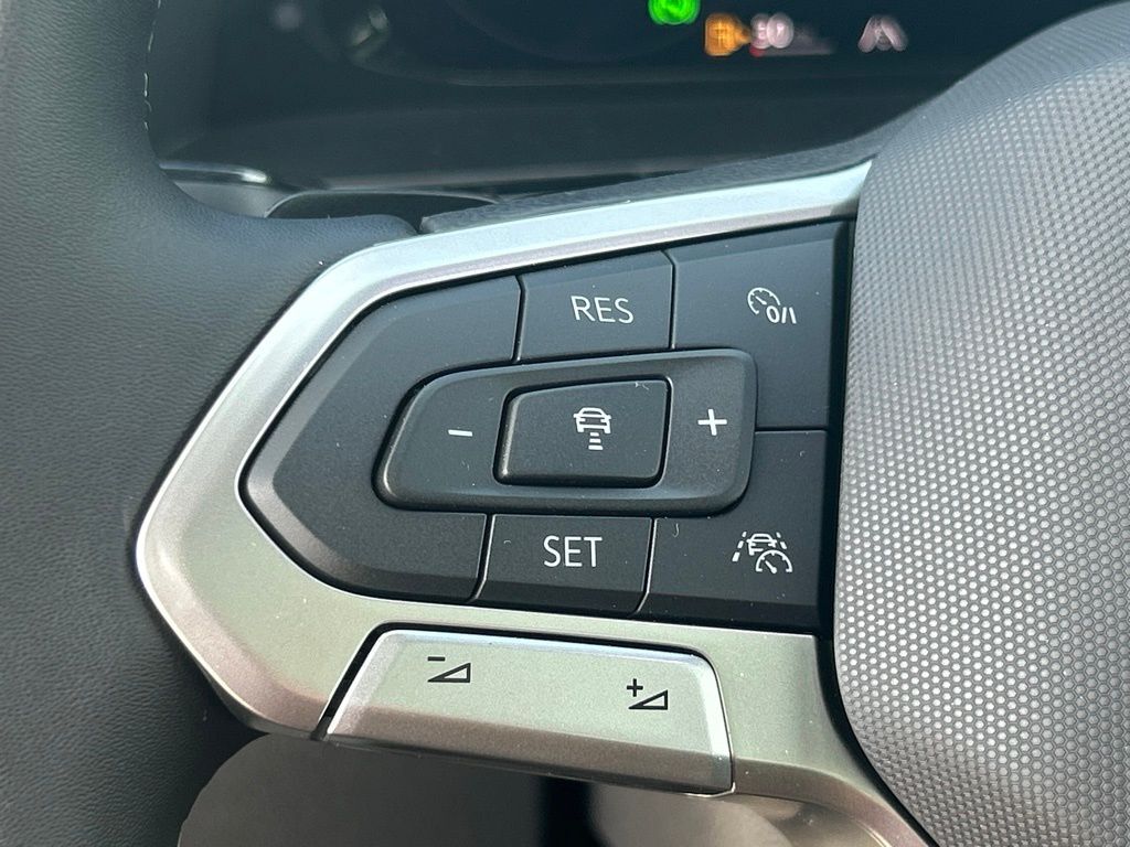 2026 Volkswagen Atlas Cross Sport 2.0T SEL Tampa FL