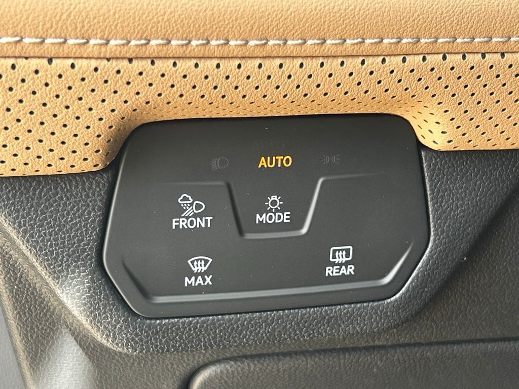 2026 Volkswagen Atlas Cross Sport 2.0T SEL Tampa FL