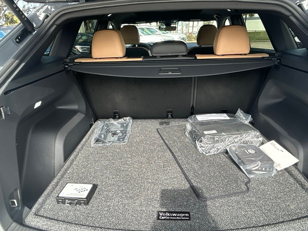 2026 Volkswagen Atlas Cross Sport 2.0T SEL Tampa FL