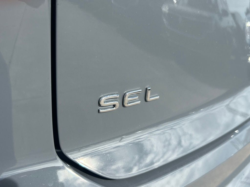 2026 Volkswagen Atlas Cross Sport 2.0T SEL Tampa FL