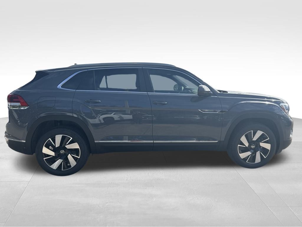 2026 Volkswagen Atlas Cross Sport 2.0T SEL Tampa FL