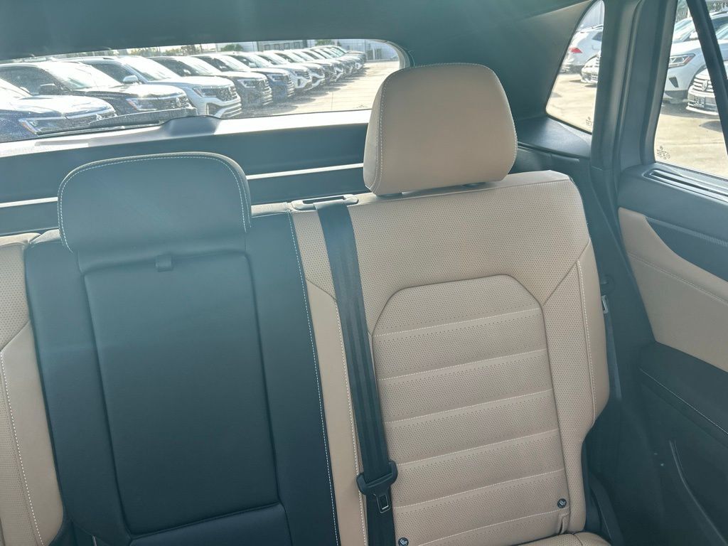 2026 Volkswagen Atlas Cross Sport 2.0T SEL Tampa FL