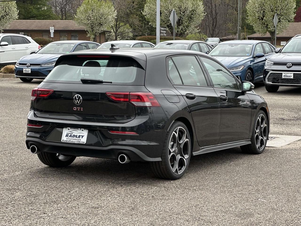 2026 Volkswagen Golf GTI Autobahn