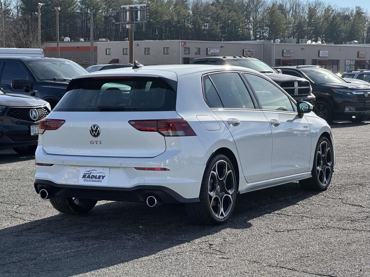 2026 Volkswagen Golf GTI Autobahn