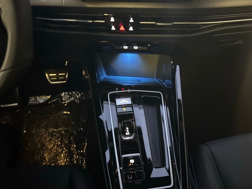 2026 Volkswagen Golf R 2.0T Tampa FL