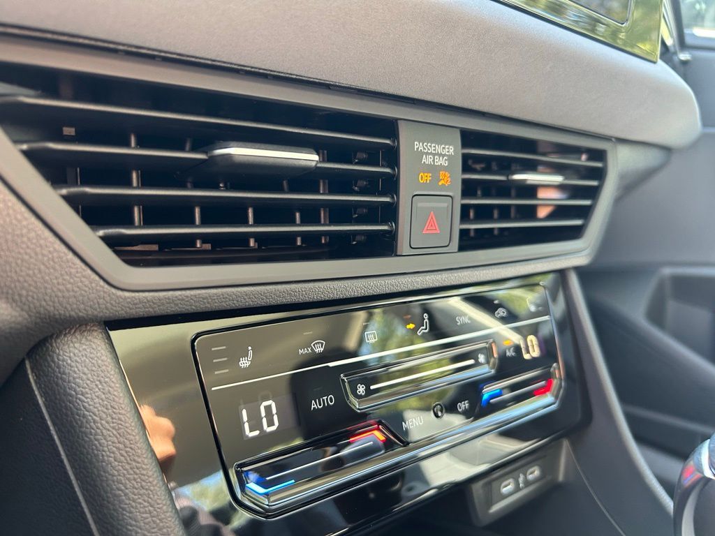 2026 Volkswagen Jetta 1.5T SE Tampa FL