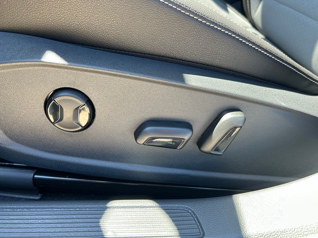 2026 Volkswagen Jetta 1.5T SE Tampa FL