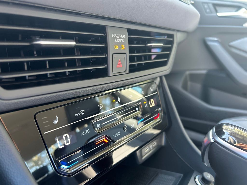 2026 Volkswagen Jetta 1.5T SE Tampa FL