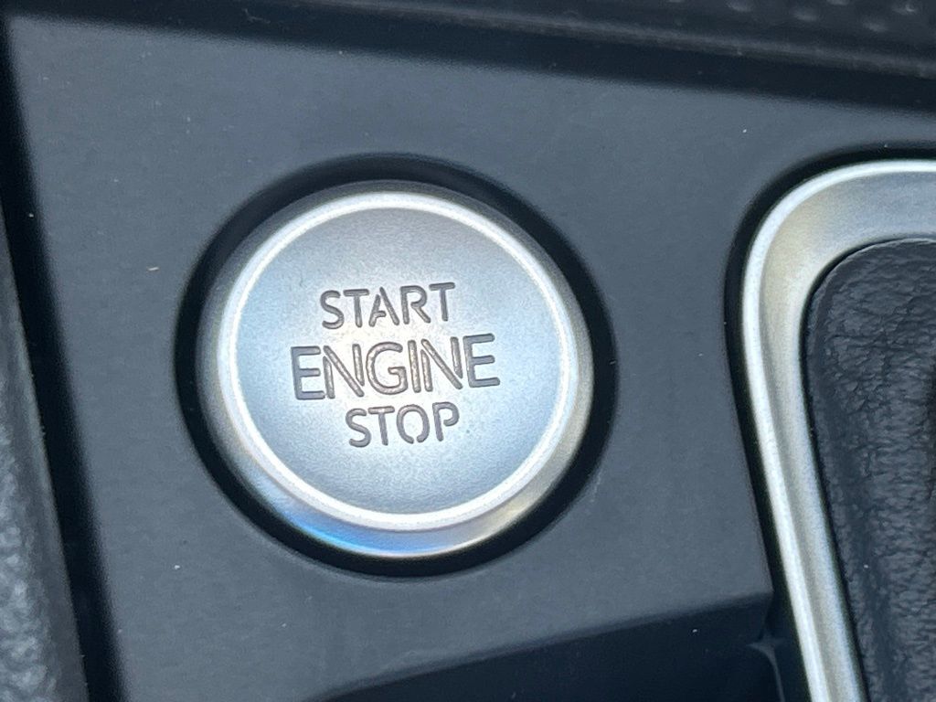 2026 Volkswagen Jetta 1.5T SE Tampa FL