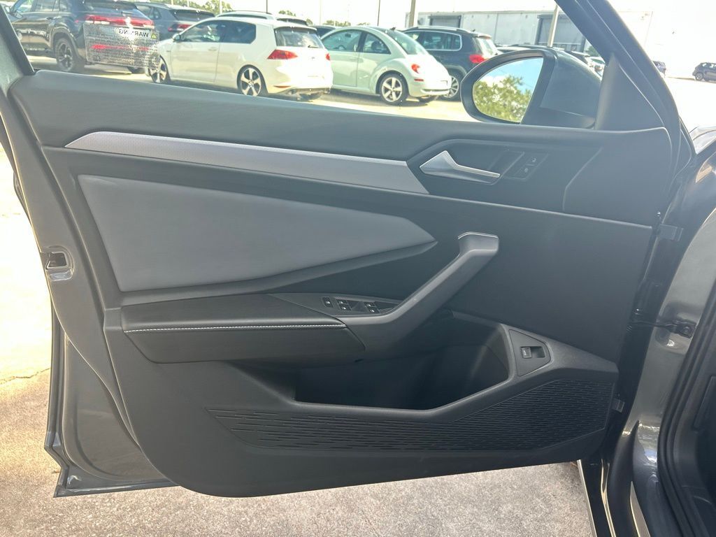 2026 Volkswagen Jetta 1.5T SE Tampa FL