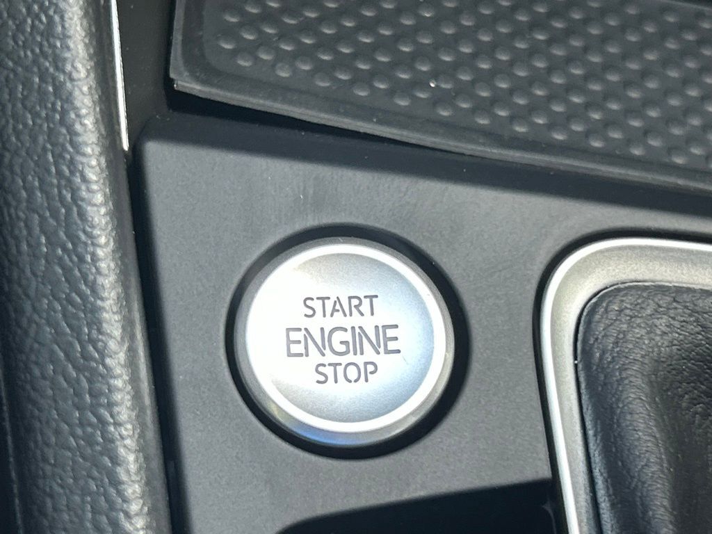 2026 Volkswagen Jetta 1.5T SE Tampa FL