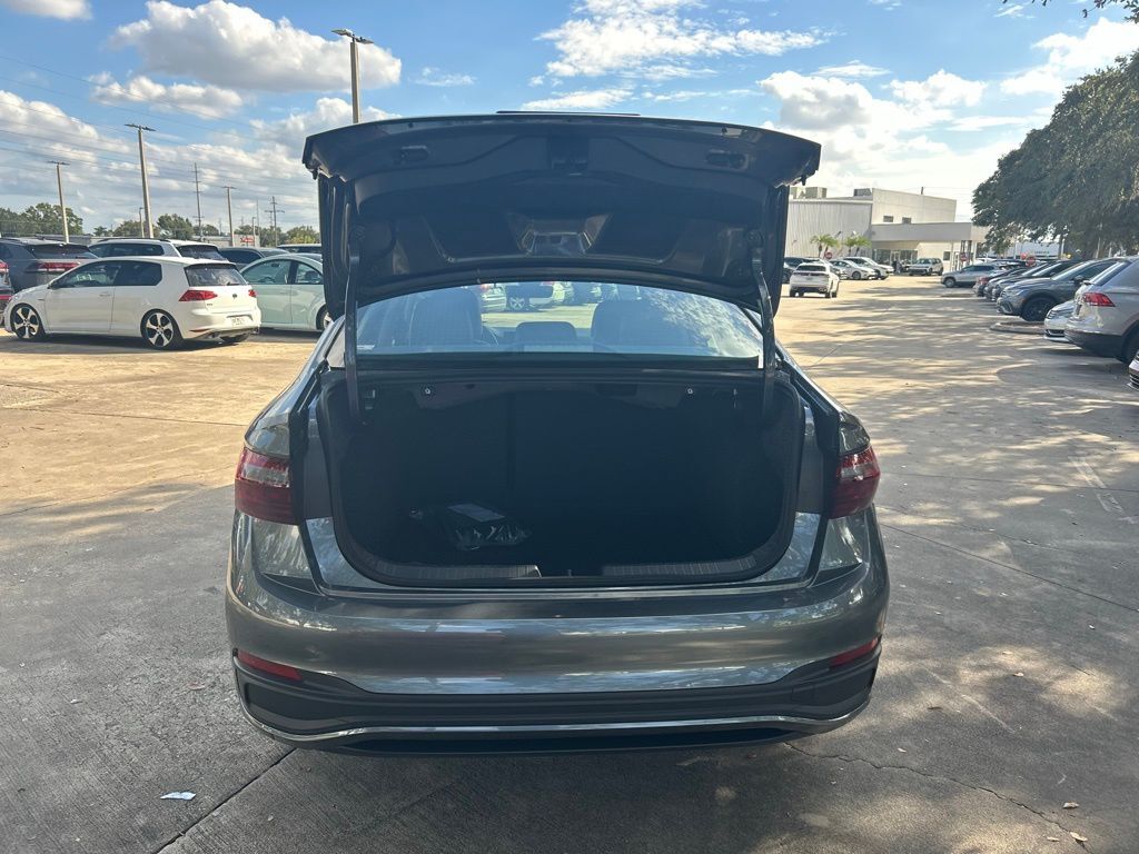 2026 Volkswagen Jetta 1.5T SE Tampa FL