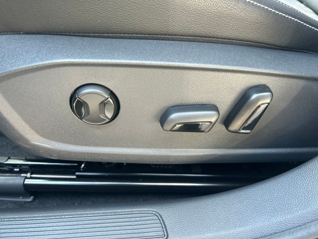 2026 Volkswagen Jetta 1.5T SE Tampa FL