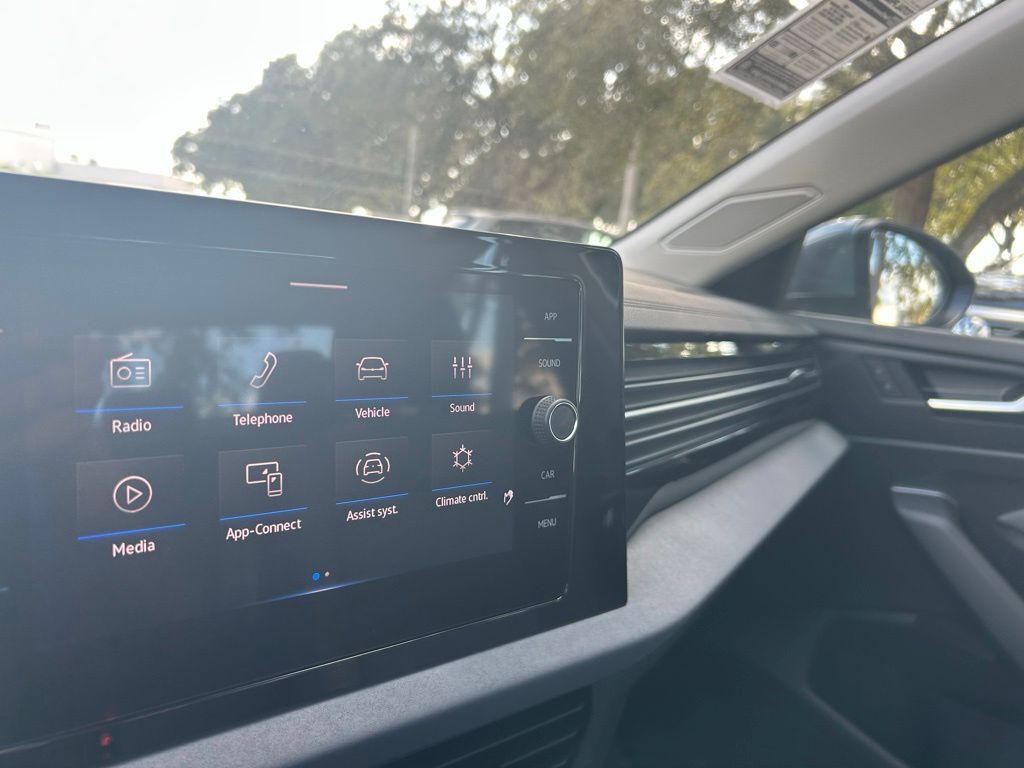 2026 Volkswagen Jetta 1.5T SE Tampa FL