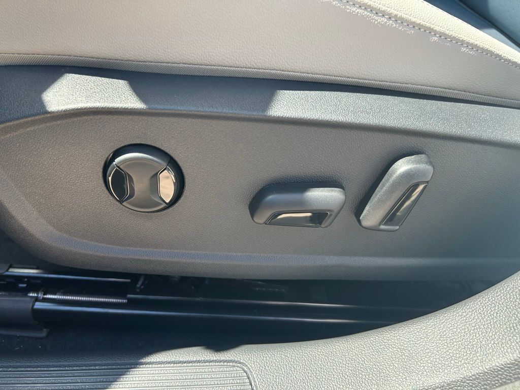 2026 Volkswagen Jetta 1.5T SE Tampa FL