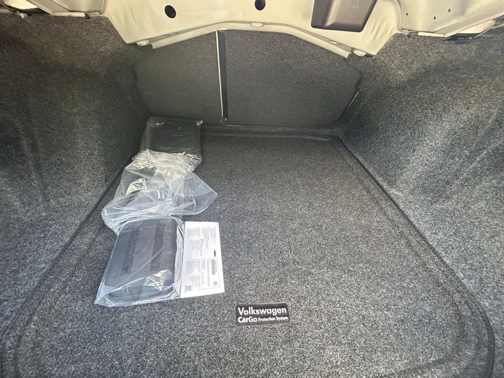 2026 Volkswagen Jetta 1.5T SE Tampa FL