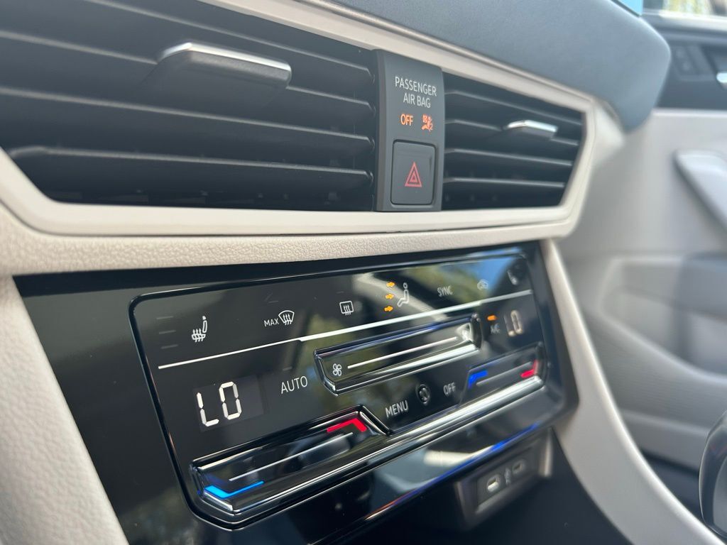 2026 Volkswagen Jetta 1.5T SE Tampa FL