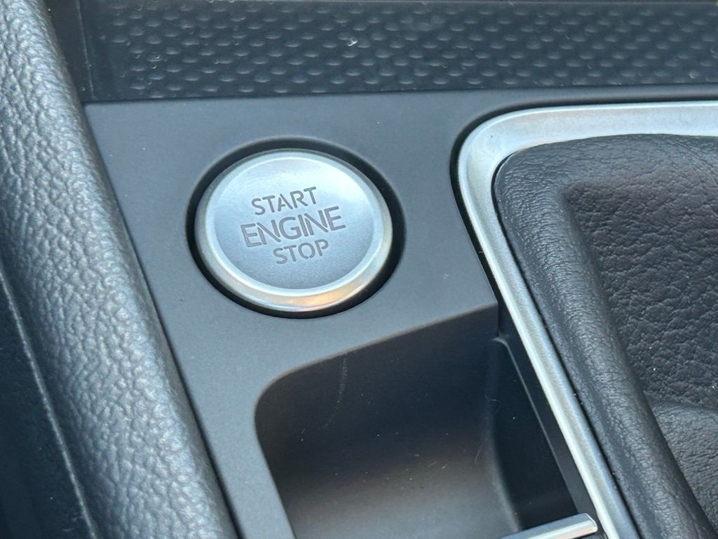 2026 Volkswagen Jetta 1.5T SE Tampa FL