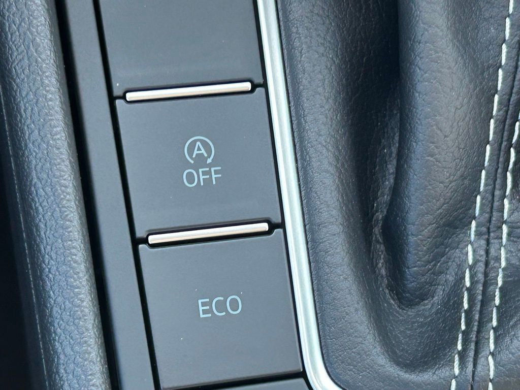 2026 Volkswagen Jetta 1.5T SE Tampa FL