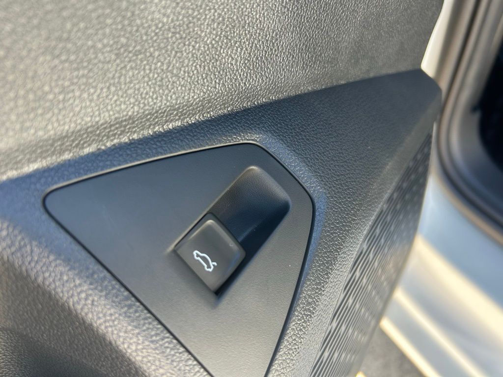 2026 Volkswagen Jetta 1.5T SE Tampa FL