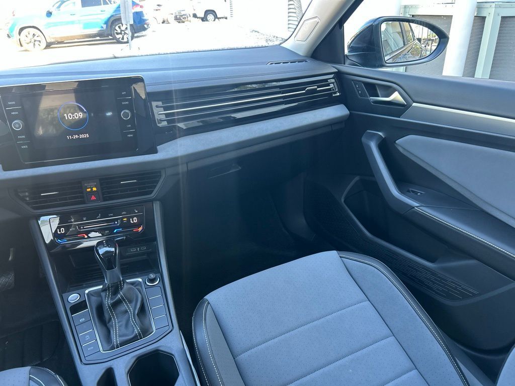 2026 Volkswagen Jetta 1.5T SE Tampa FL