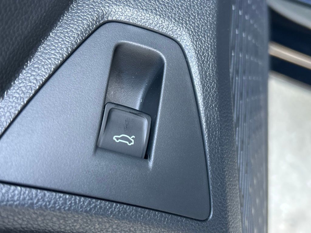 2026 Volkswagen Jetta 1.5T SE Tampa FL