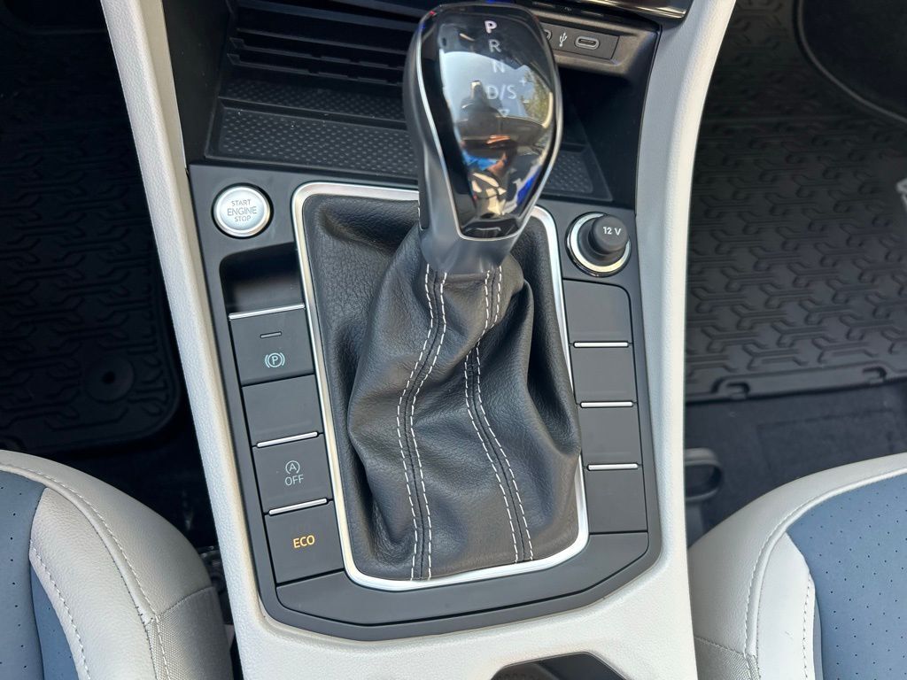 2026 Volkswagen Jetta 1.5T SE Tampa FL