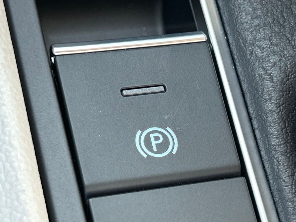 2026 Volkswagen Jetta 1.5T SE Tampa FL