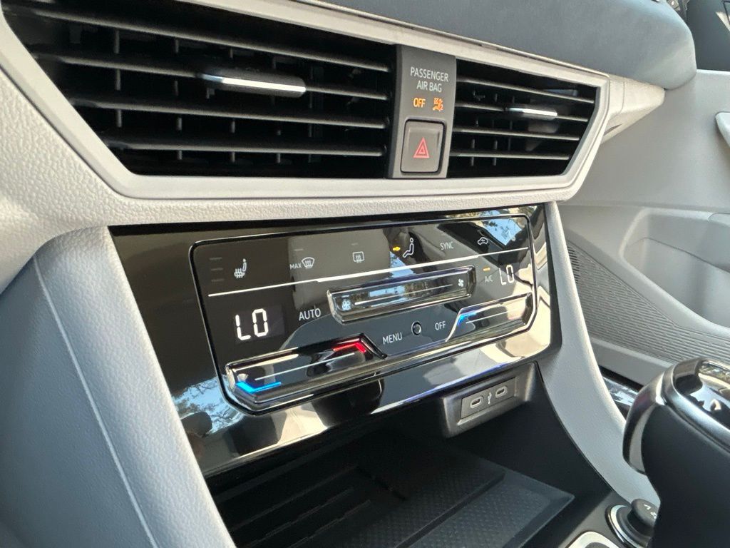 2026 Volkswagen Jetta 1.5T SE Tampa FL