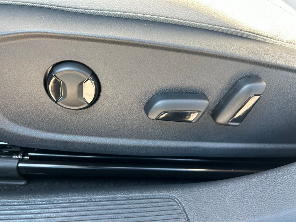 2026 Volkswagen Jetta 1.5T SE Tampa FL